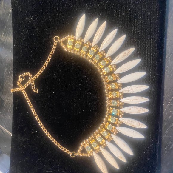 No elephants were harmed to  make this "ivory" and diamond" necklace - Picture 2 of 6